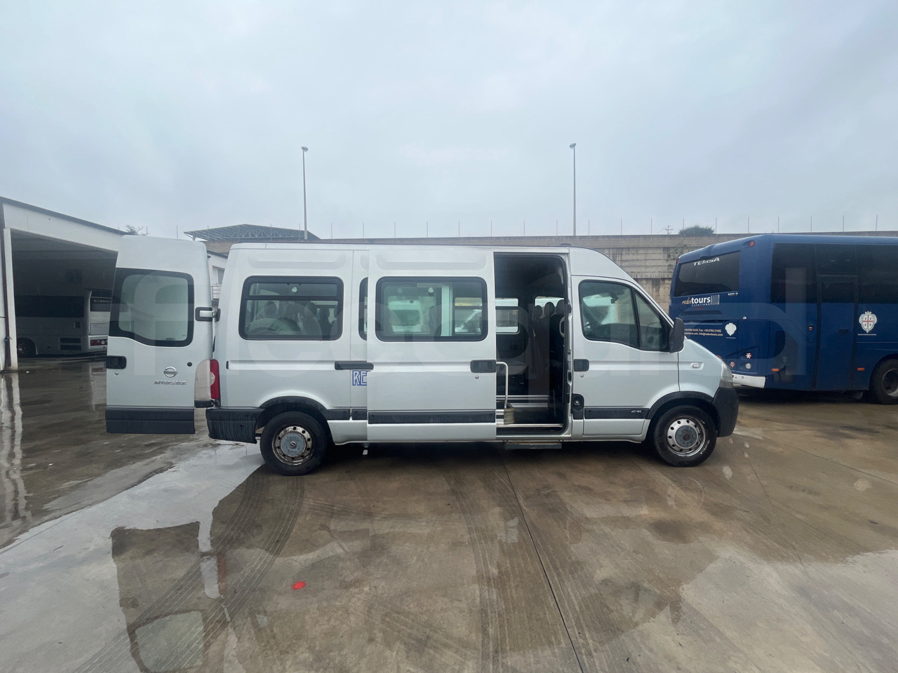 Nissan Interstar - صغيرة, ميكروباص: صور 4 Nissan Interstar - صغيرة, ميكروباص: صور 4