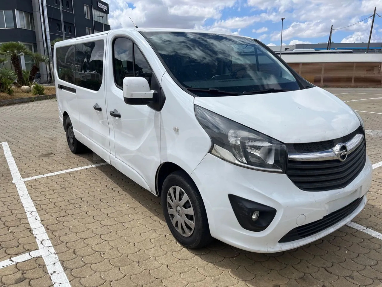 Opel Vivaro - B - باص النقل بين المدن: صور 1 Opel Vivaro - B - باص النقل بين المدن: صور 1