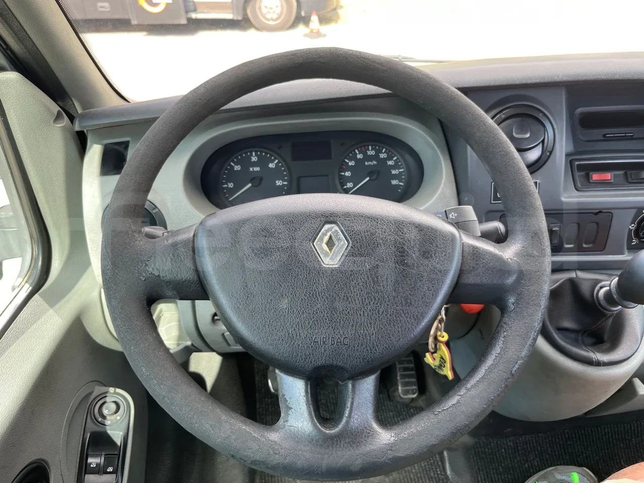 تأجير  Renault Master Renault Master: صور 19