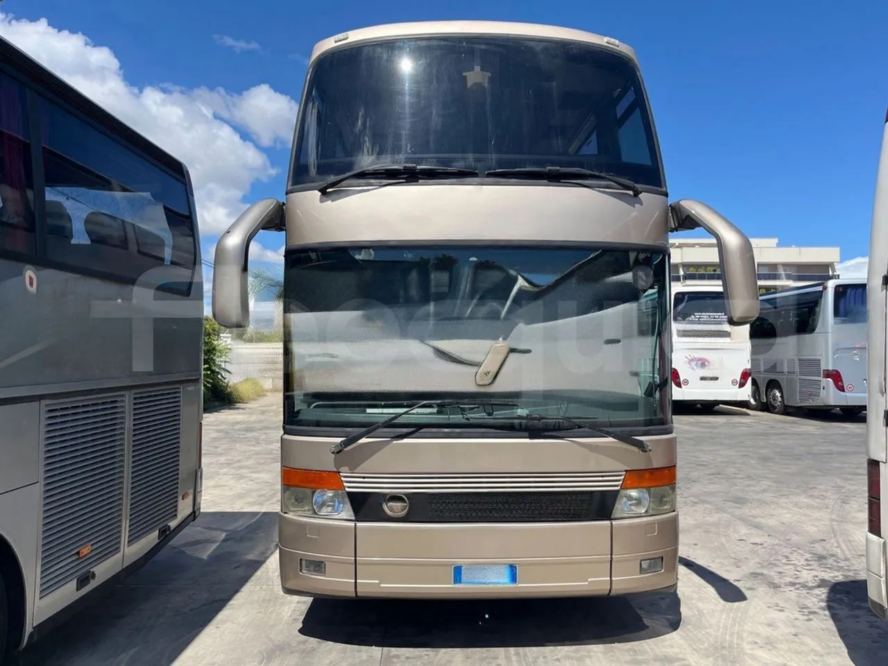 Setra S328 - حافلة ذات طابقين: صور 2 Setra S328 - حافلة ذات طابقين: صور 2