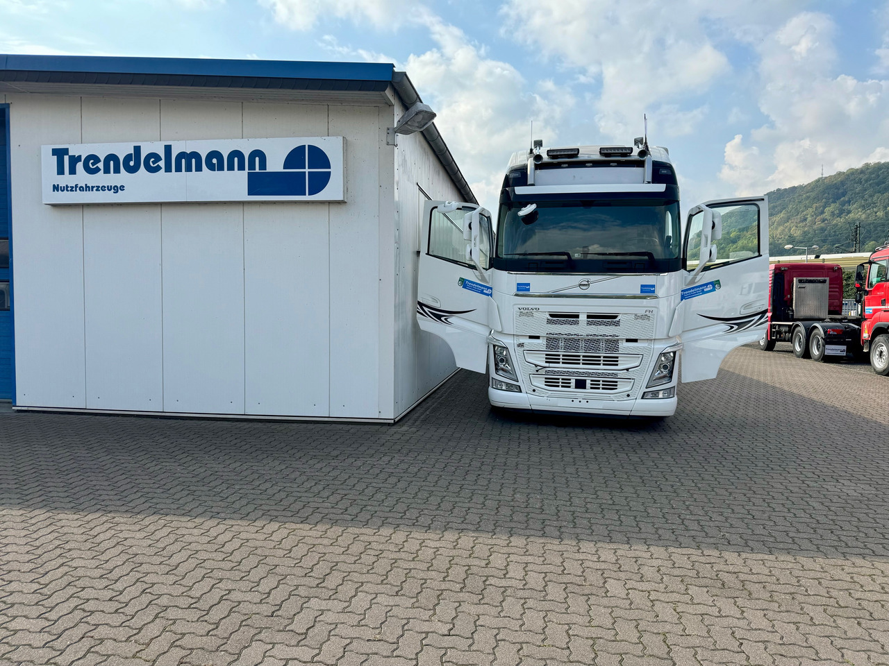 VOLVO Fh-13-540 6x4R - شاحنة ذات الخطاف: صور 4 VOLVO Fh-13-540 6x4R - شاحنة ذات الخطاف: صور 4