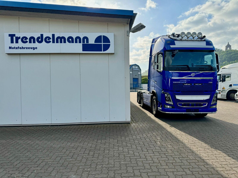 Volvo FH-16-750 SZM 6x4 Retarder TÜV 09.2026 - شاحنة جرار: صور 4 Volvo FH-16-750 SZM 6x4 Retarder TÜV 09.2026 - شاحنة جرار: صور 4