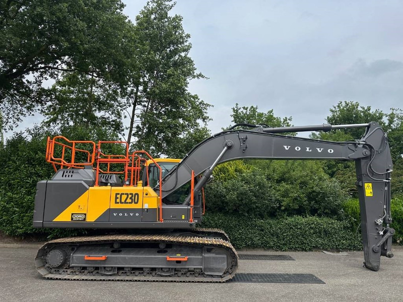 Volvo EC 230 - حفارات زحافة: صور 5 Volvo EC 230 - حفارات زحافة: صور 5