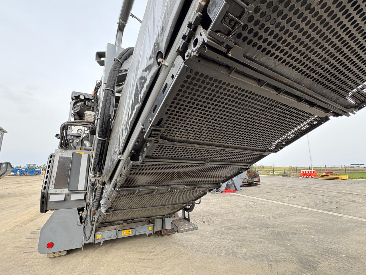 VÖGELE MT 3000-3i OFFSET - العامل بالقار: صور 2 VÖGELE MT 3000-3i OFFSET - العامل بالقار: صور 2