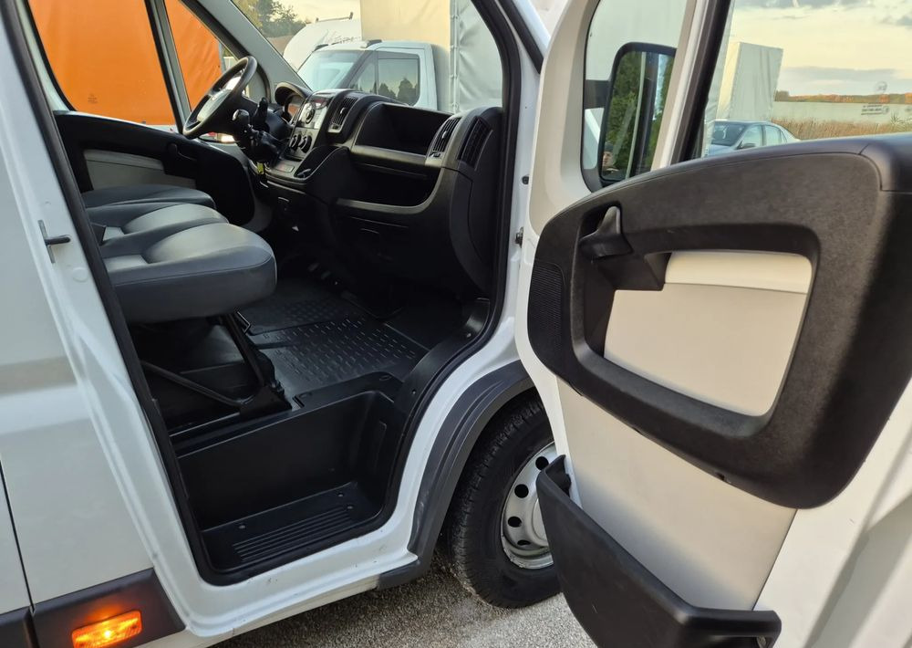 Fiat DUCATO 2.3 150KM / - الشاحنات الصغيرة كابينة مزدوجة: صور 5 Fiat DUCATO 2.3 150KM / - الشاحنات الصغيرة كابينة مزدوجة: صور 5