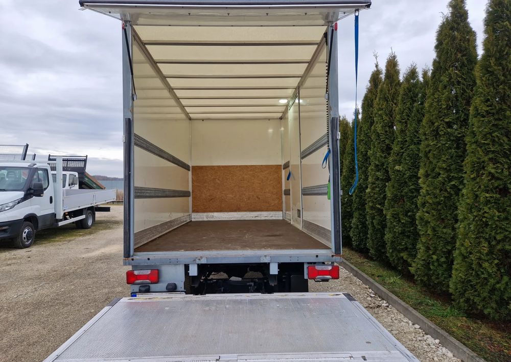 Iveco 35C14 35C13 - الشاحنات الصغيرة صندوق مغلق: صور 5 Iveco 35C14 35C13 - الشاحنات الصغيرة صندوق مغلق: صور 5