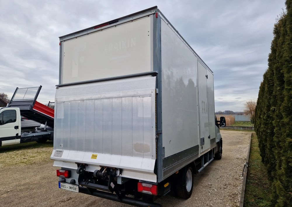 Iveco 35C14 35C13 - الشاحنات الصغيرة صندوق مغلق: صور 4 Iveco 35C14 35C13 - الشاحنات الصغيرة صندوق مغلق: صور 4