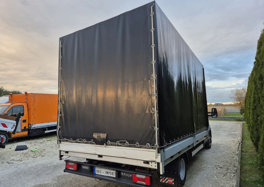 Iveco 35C14 - الشاحنات الصغيرة المسطحة: صور 4 Iveco 35C14 - الشاحنات الصغيرة المسطحة: صور 4