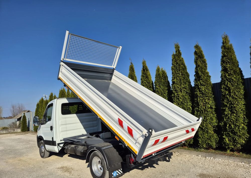 Iveco 35c15 3.0 150KM - قلاب صغير: صور 3 Iveco 35c15 3.0 150KM - قلاب صغير: صور 3