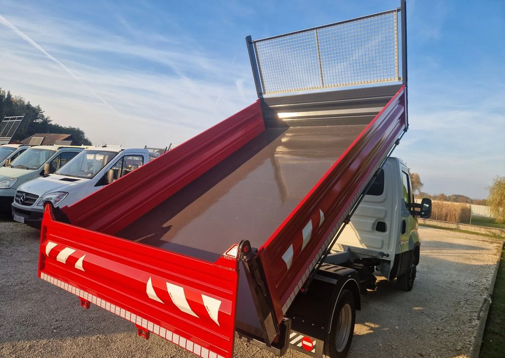 Iveco 35c15 3.0 - قلاب صغير: صور 4 Iveco 35c15 3.0 - قلاب صغير: صور 4