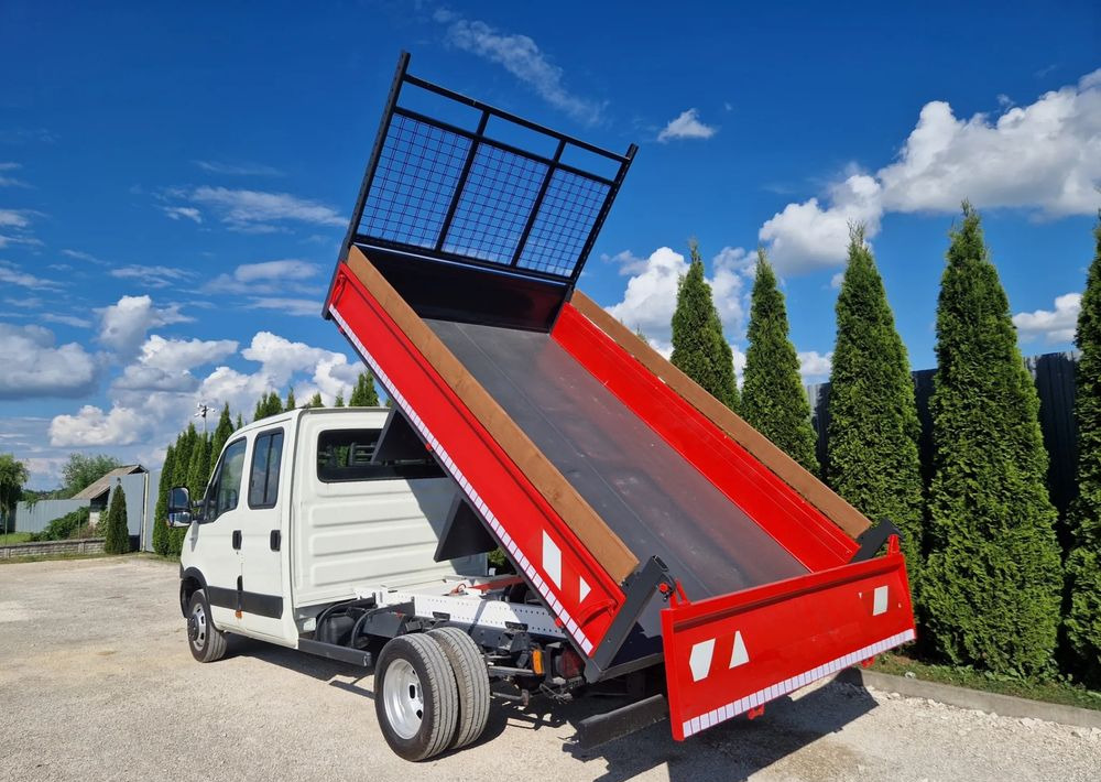 Iveco 35c15 - قلاب صغير: صور 3 Iveco 35c15 - قلاب صغير: صور 3