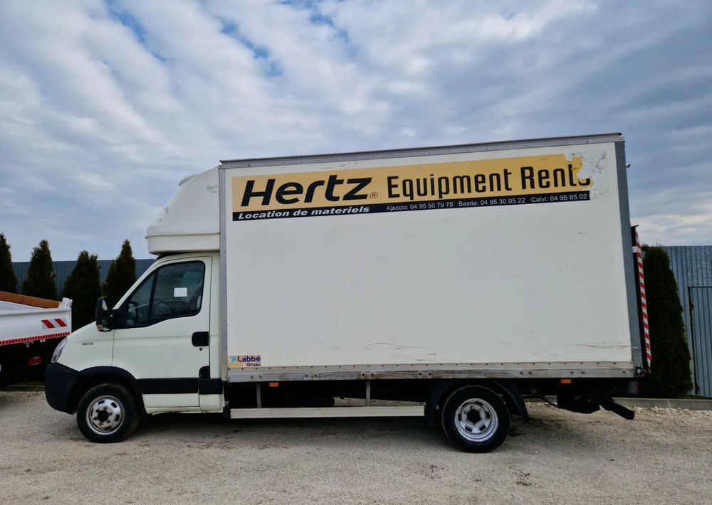 Kontener 8 palet winda Iveco Mascott Master Sprinter - بصندوق مغلق: صور 2 Kontener 8 palet winda Iveco Mascott Master Sprinter - بصندوق مغلق: صور 2