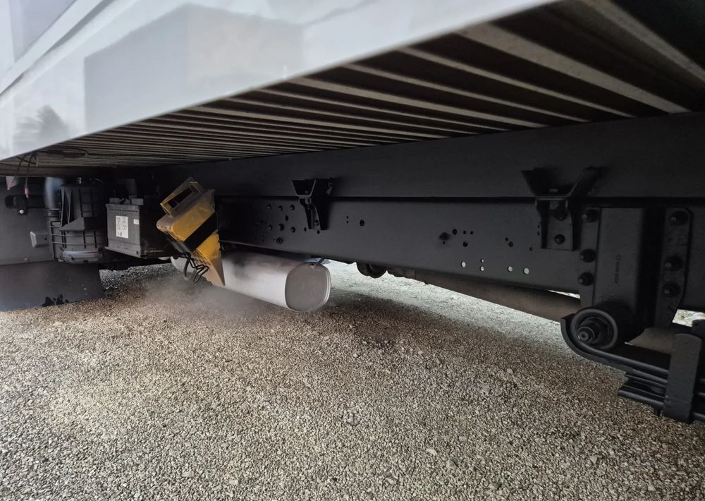 Nissan ATLEON 3.0 150KM - الشاحنات الصغيرة صندوق مغلق: صور 5 Nissan ATLEON 3.0 150KM - الشاحنات الصغيرة صندوق مغلق: صور 5