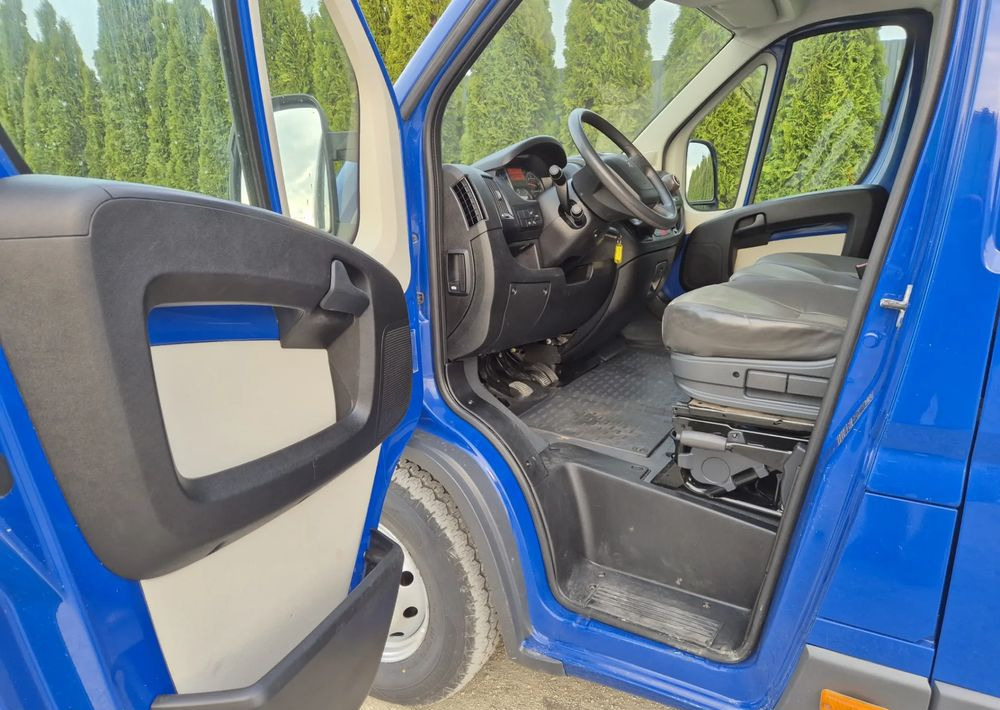 Peugeot Boxer 2.2 150KM brygadówka Maxi wzmocniony koła 16 cali Dubel - الشاحنات الصغيرة كابينة مزدوجة: صور 5 Peugeot Boxer 2.2 150KM brygadówka Maxi wzmocniony koła 16 cali Dubel - الشاحنات الصغيرة كابينة مزدوجة: صور 5