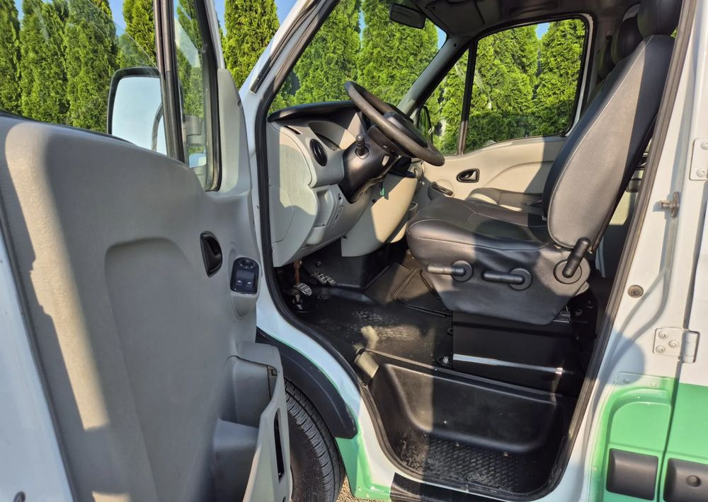 Renault Master 2.5 120KM Dubel Kabina - الشاحنات الصغيرة كابينة مزدوجة: صور 5 Renault Master 2.5 120KM Dubel Kabina - الشاحنات الصغيرة كابينة مزدوجة: صور 5