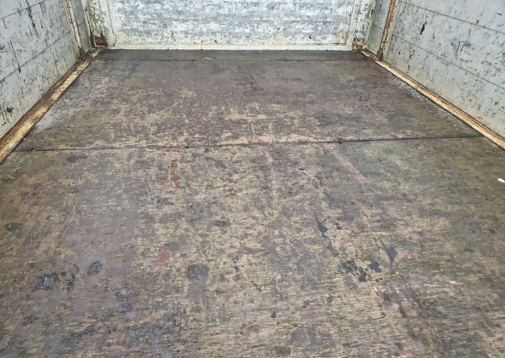 Skrzynia ładunkowa Sygnalizacja świetlna koguty Roboty drogowe, stan idealny! - جسم الشاحنة المسطحة: صور 5 Skrzynia ładunkowa Sygnalizacja świetlna koguty Roboty drogowe, stan idealny! - جسم الشاحنة المسطحة: صور 5