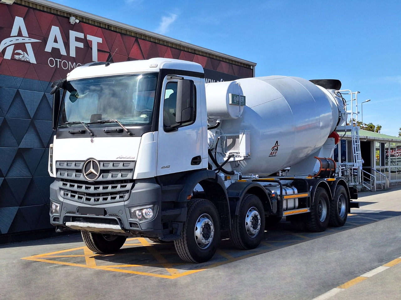 MERCEDES-BENZ AROCS 4142 - خلاطه اسمنت: صور 1 MERCEDES-BENZ AROCS 4142 - خلاطه اسمنت: صور 1