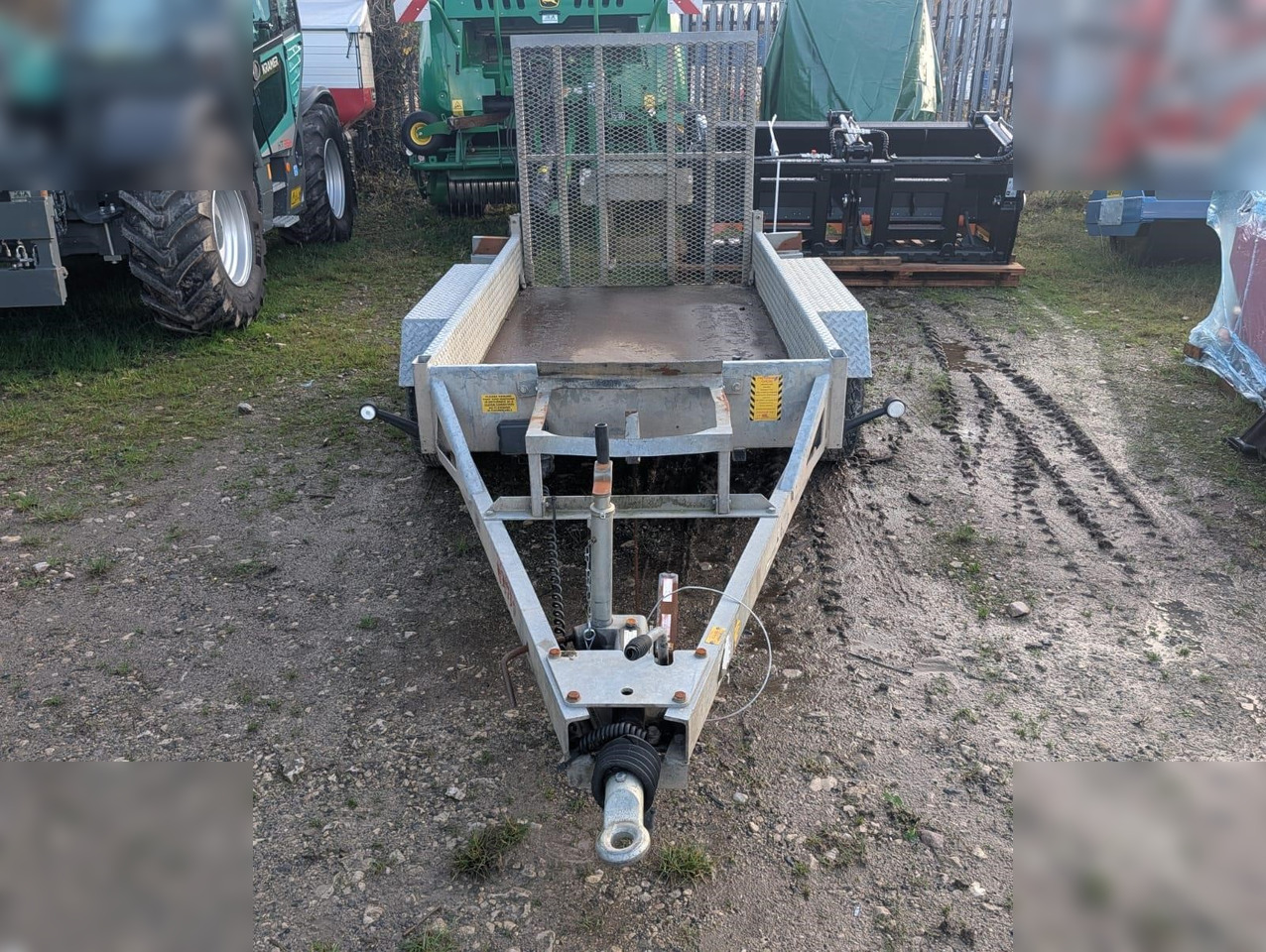 2015 INDESPENSION - مقطورة لنقل المعدات: صور 3 2015 INDESPENSION - مقطورة لنقل المعدات: صور 3