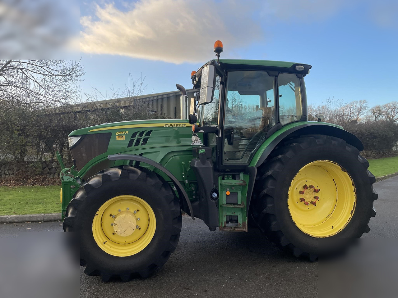 2020 JOHN DEERE 6155R - جرار: صور 1 2020 JOHN DEERE 6155R - جرار: صور 1