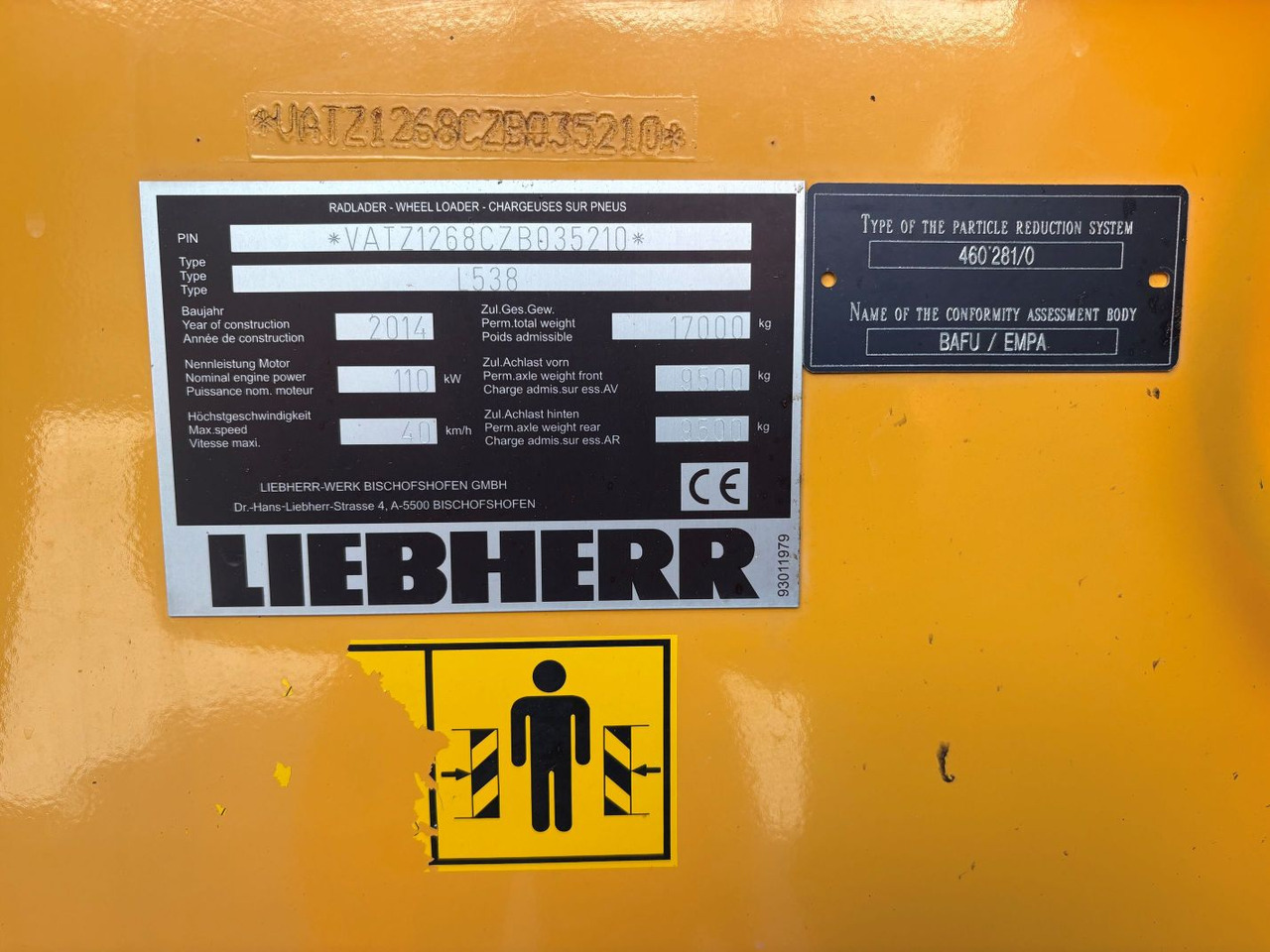 اللودر بعجل Liebherr L538: صور 27
