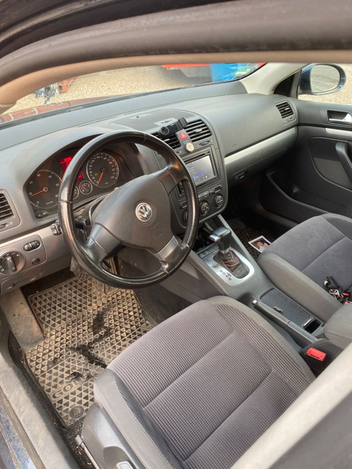Volkswagen Golf V Variant Comfortline - سيارة: صور 5 Volkswagen Golf V Variant Comfortline - سيارة: صور 5