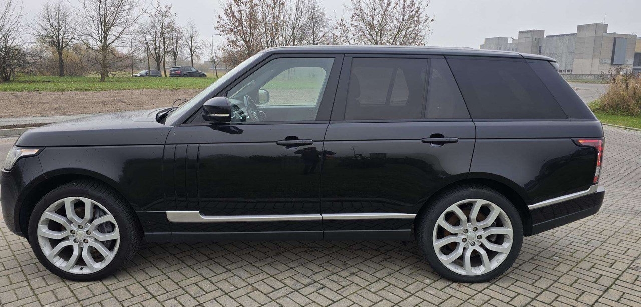 Land Rover Range Rover - سيارة دفع رباعي: صور 3 Land Rover Range Rover - سيارة دفع رباعي: صور 3