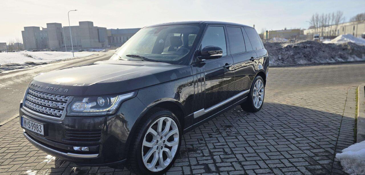 Land Rover Range Rover - سيارة دفع رباعي: صور 3 Land Rover Range Rover - سيارة دفع رباعي: صور 3