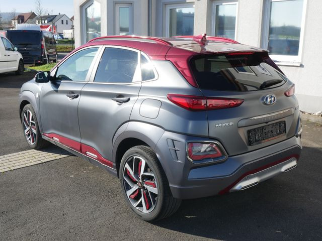 Hyundai Kona Iron Man Edition 4WD Marvel - سيارة دفع رباعي: صور 3 Hyundai Kona Iron Man Edition 4WD Marvel - سيارة دفع رباعي: صور 3