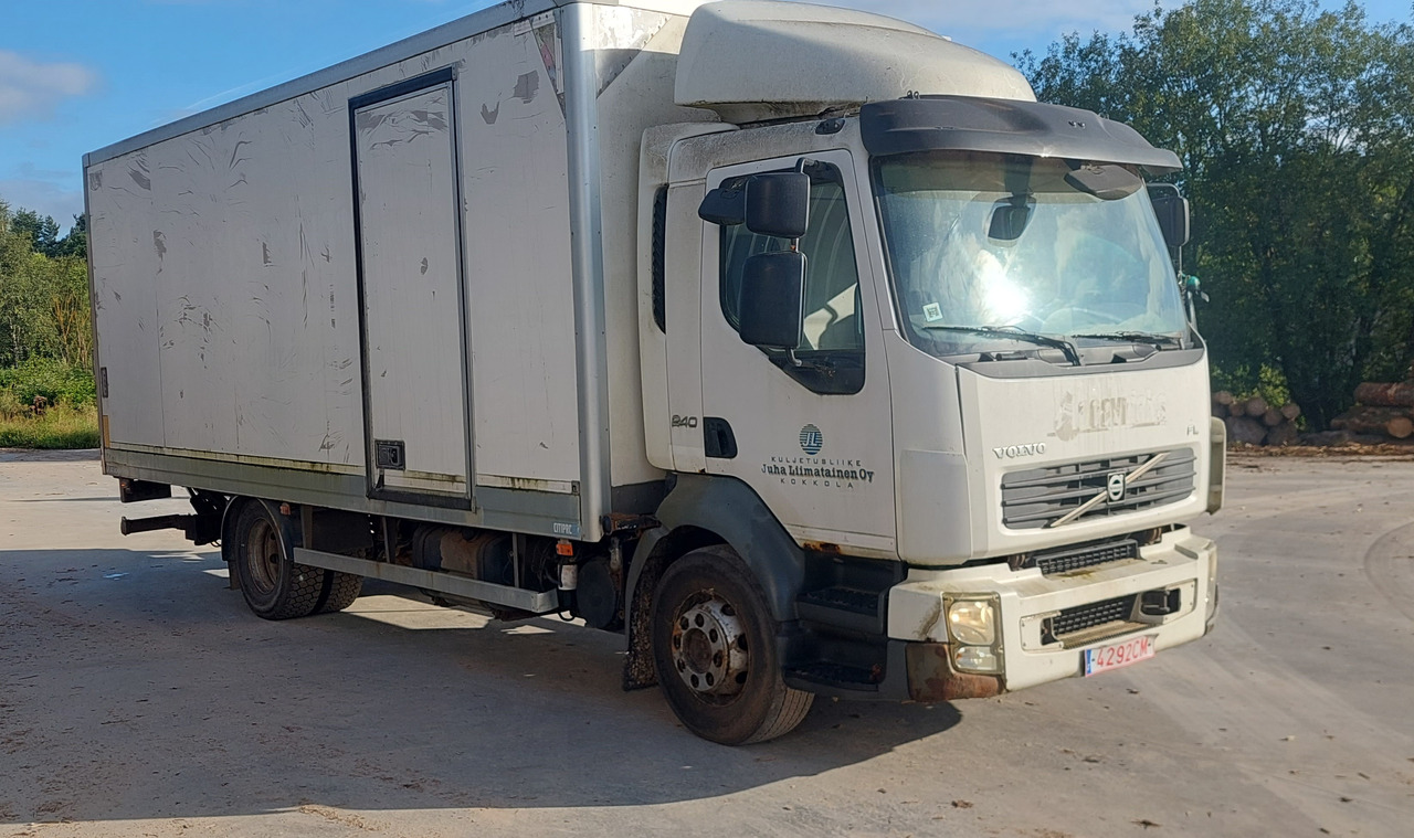 VOLVO FL240 - بصندوق مغلق شاحنة: صور 5 VOLVO FL240 - بصندوق مغلق شاحنة: صور 5