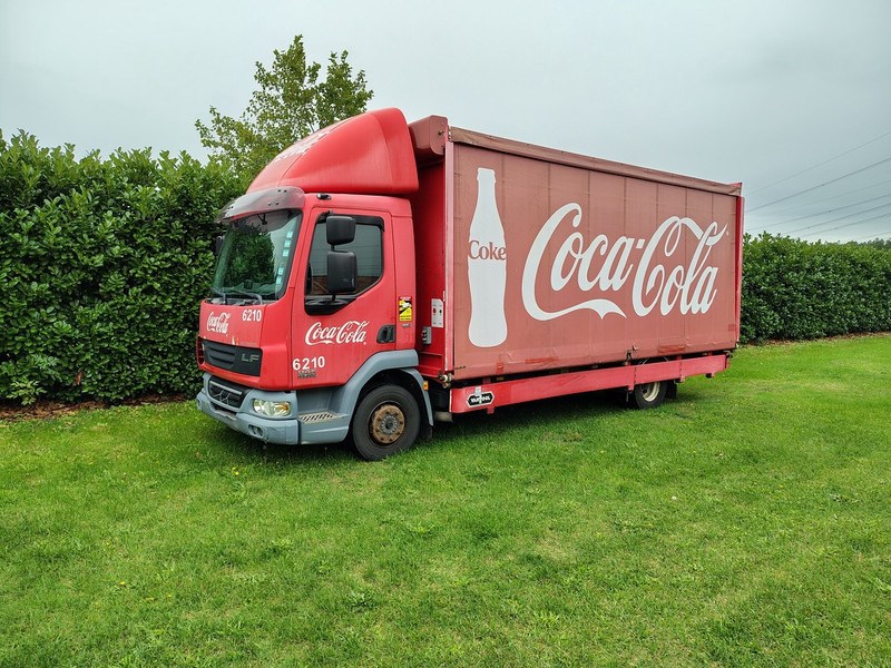 DAF LF45-220 - شاحنات مسطحة: صور 1 DAF LF45-220 - شاحنات مسطحة: صور 1