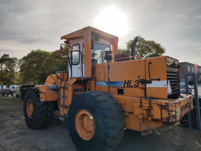 Hyundai HL35 - اللودر بعجل: صور 3 Hyundai HL35 - اللودر بعجل: صور 3
