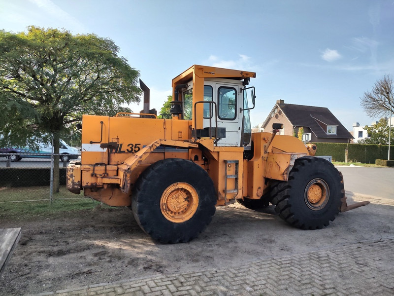 Hyundai HL35 - اللودر بعجل: صور 4 Hyundai HL35 - اللودر بعجل: صور 4