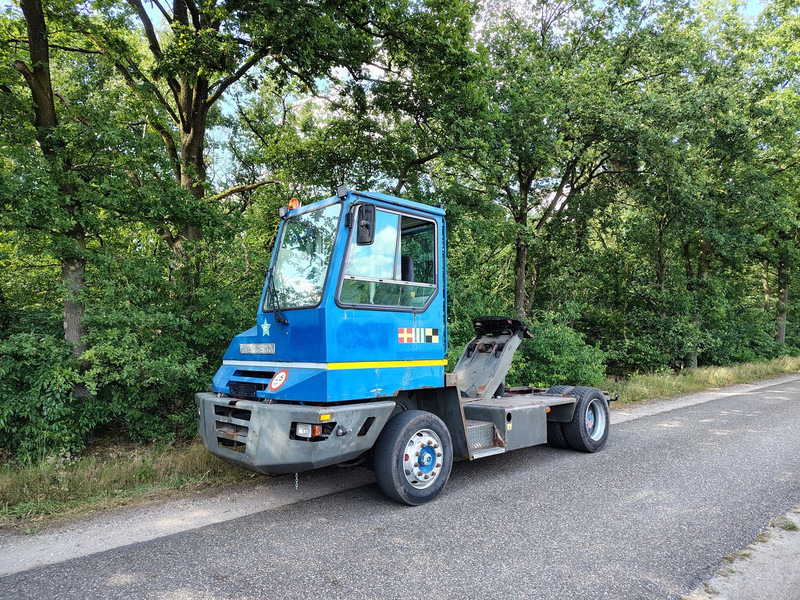 Terberg Yt180 - جرارات صالات المطارات: صور 1 Terberg Yt180 - جرارات صالات المطارات: صور 1