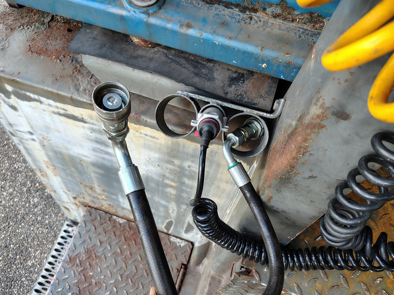 Terberg Yt180 - جرارات صالات المطارات: صور 5 Terberg Yt180 - جرارات صالات المطارات: صور 5