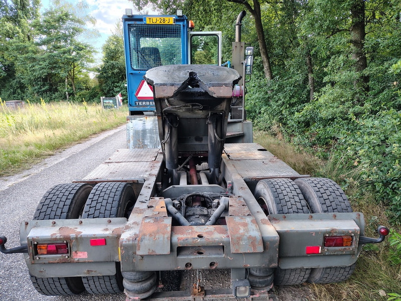 Terberg Yt180 - جرارات صالات المطارات: صور 4 Terberg Yt180 - جرارات صالات المطارات: صور 4