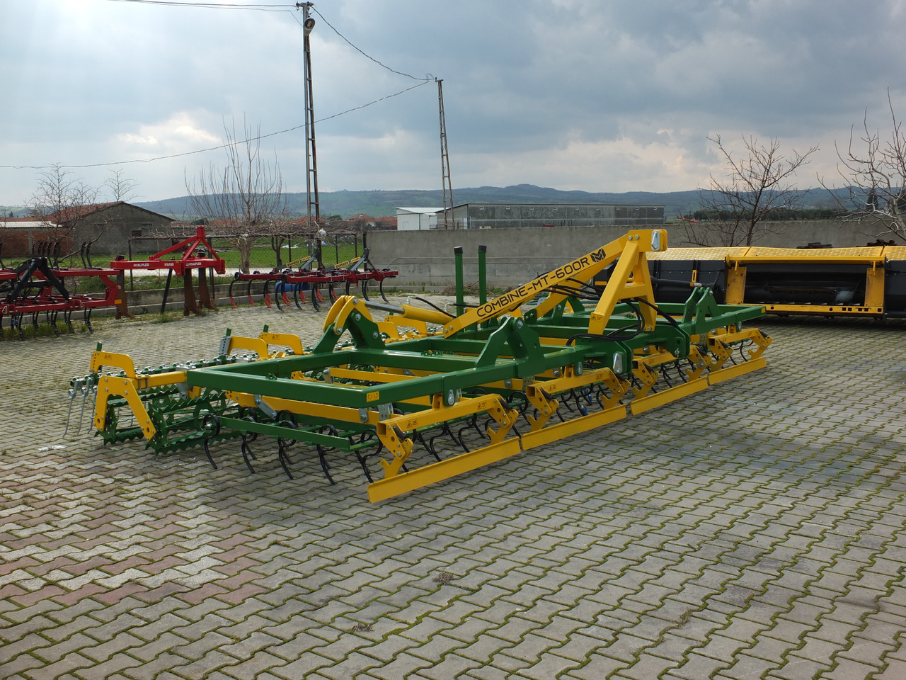 Modonex MT-600R Combine - ال معدات حراثه: صور 3 Modonex MT-600R Combine - ال معدات حراثه: صور 3