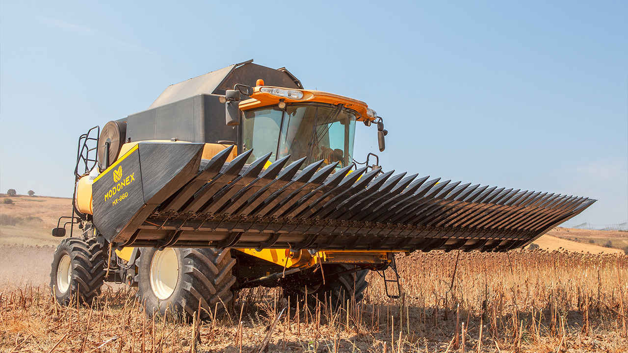 Modonex MX-630 - حصادات عباد الشمس: صور 1 Modonex MX-630 - حصادات عباد الشمس: صور 1