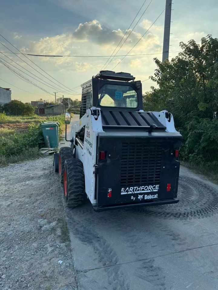 BOBCAT skid steer loader S16 Mining/Agriculture/Urban Construction - شيول صغير: صور 5 BOBCAT skid steer loader S16 Mining/Agriculture/Urban Construction - شيول صغير: صور 5