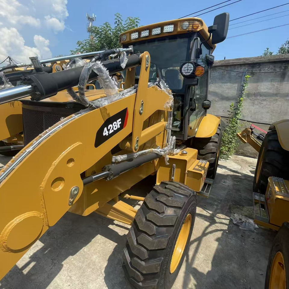 CATERPILLAR 428F backhoe loader powerful jcb - حفار متعدد الاستخدام: صور 3 CATERPILLAR 428F backhoe loader powerful jcb - حفار متعدد الاستخدام: صور 3