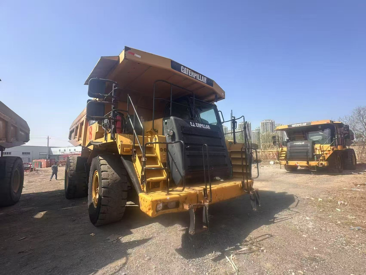 CATERPILLAR 773F - شاحنة مفصلية: صور 3 CATERPILLAR 773F - شاحنة مفصلية: صور 3