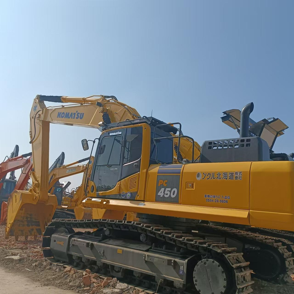 KOMATSU pc450-8 PC450-8 Used Machinery: Fuel-efficient and durable, specially designed for mining/earthwork - حفارات زحافة: صور 3 KOMATSU pc450-8 PC450-8 Used Machinery: Fuel-efficient and durable, specially designed for mining/earthwork - حفارات زحافة: صور 3
