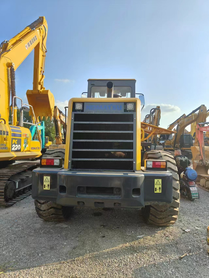 KOMATSU wa380 Low hours, direct supply from the source, lower prices - اللودر بعجل: صور 2 KOMATSU wa380 Low hours, direct supply from the source, lower prices - اللودر بعجل: صور 2