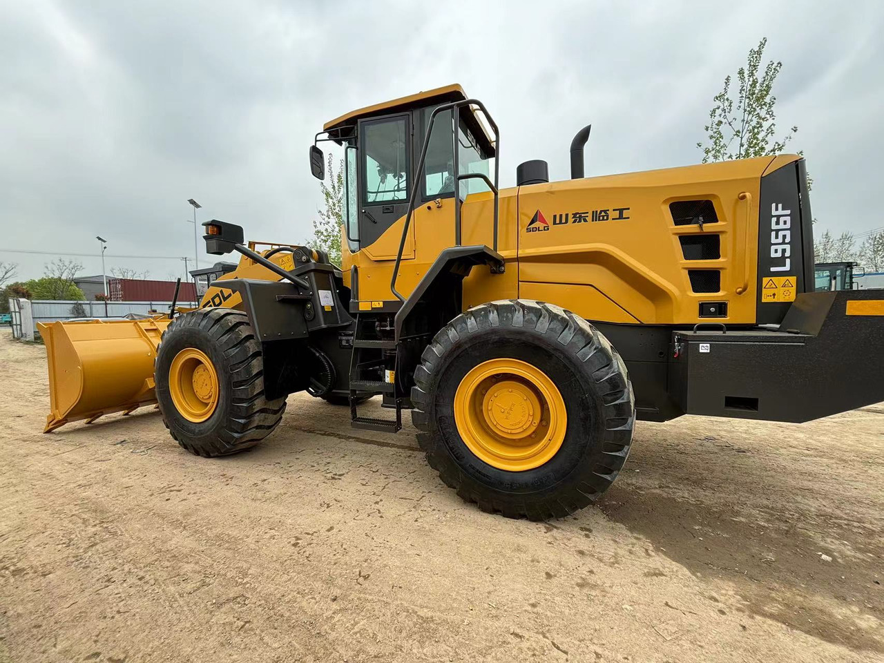 تأجير SDLG L956F china brand front loader 5 ton class SDLG L956F china brand front loader 5 ton class: صور 8 تأجير SDLG L956F china brand front loader 5 ton class SDLG L956F china brand front loader 5 ton class: صور 8
