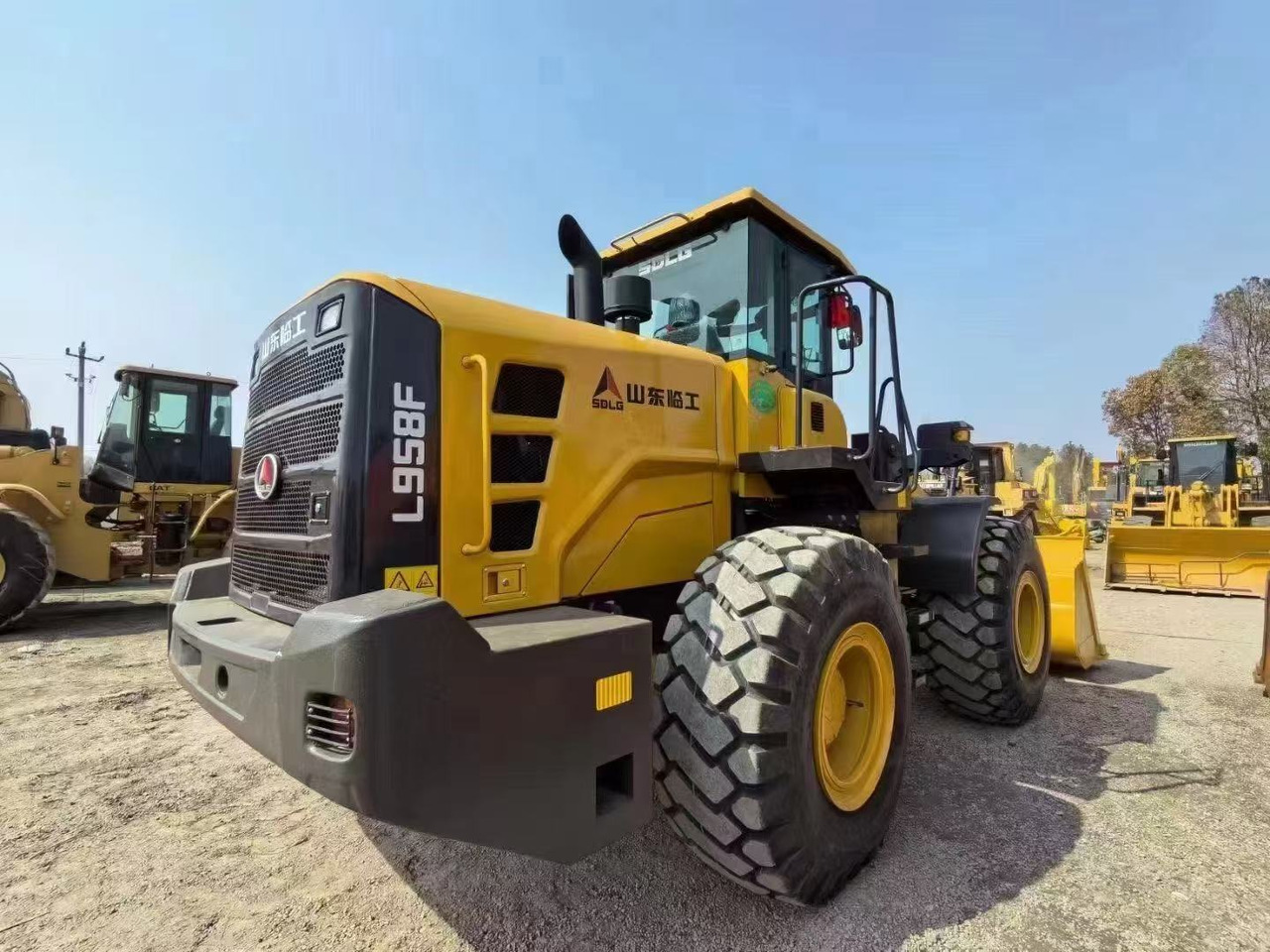 SDLG L958F china brand SDLG loader 5 ton class front loader - اللودر بعجل: صور 1 SDLG L958F china brand SDLG loader 5 ton class front loader - اللودر بعجل: صور 1