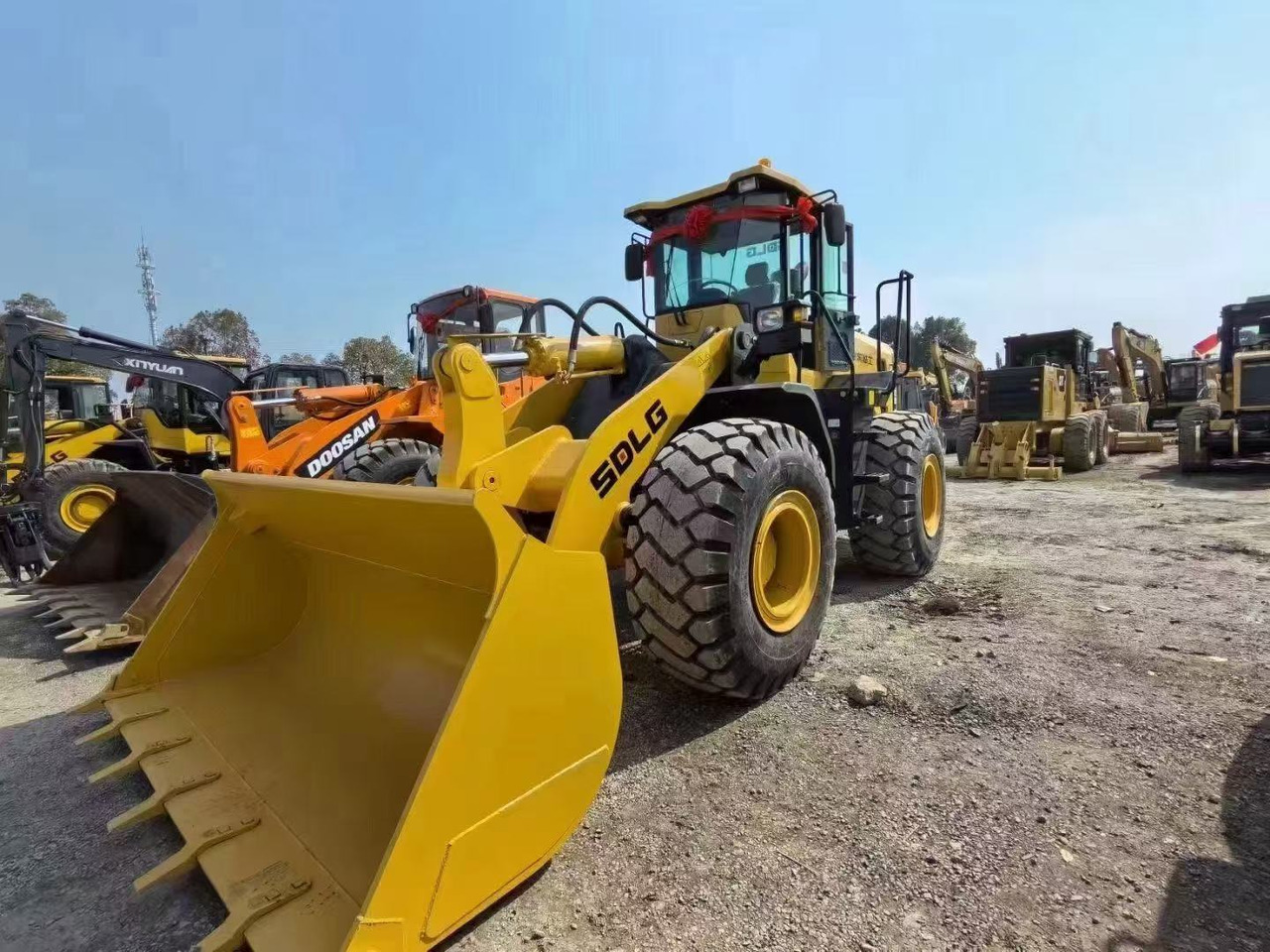 SDLG L958F china brand SDLG loader 5 ton class front loader - اللودر بعجل: صور 2 SDLG L958F china brand SDLG loader 5 ton class front loader - اللودر بعجل: صور 2