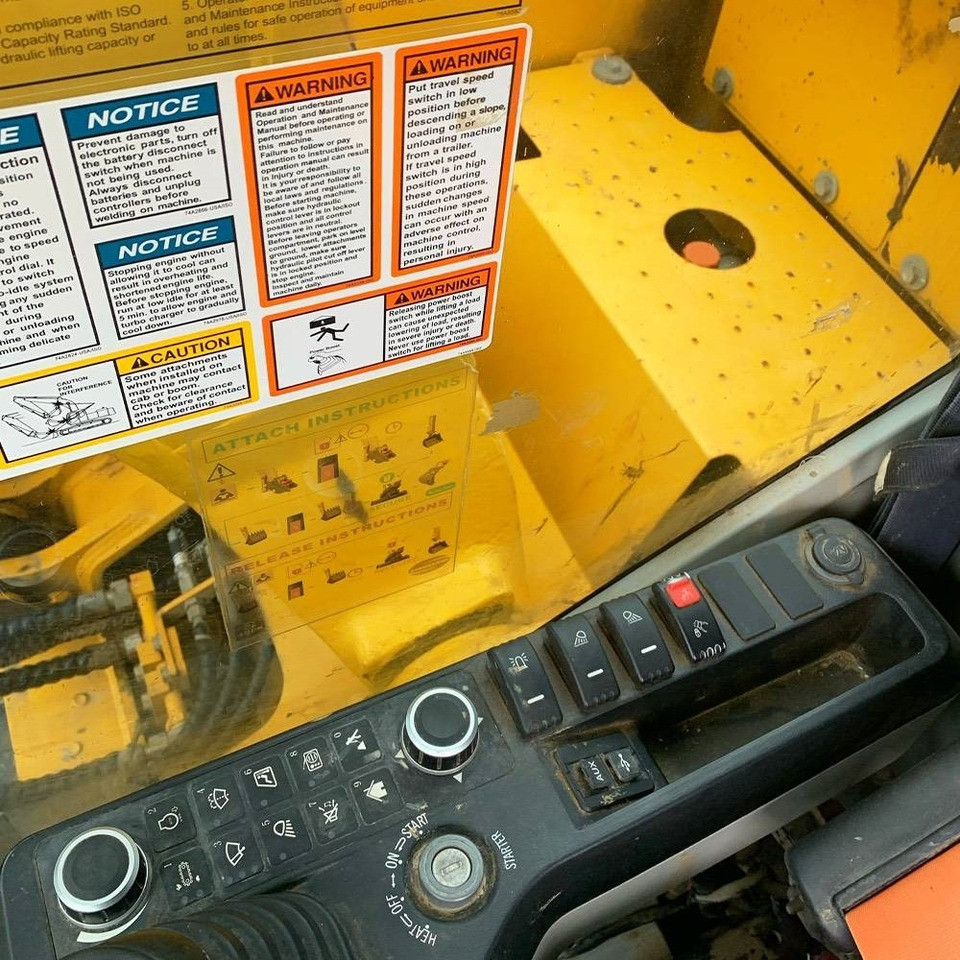 حفارات زحافة Liugong 913 FCR: صور 12