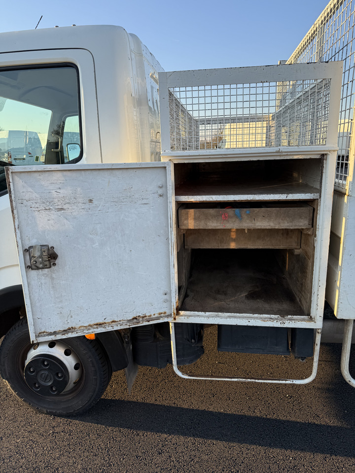 NISSAN CABSTAR 35.11 - قلاب صغير: صور 5 NISSAN CABSTAR 35.11 - قلاب صغير: صور 5