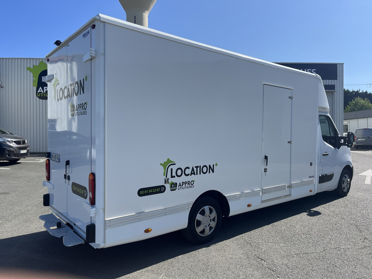 NISSAN INTERSTAR 2.3DCI170 PLANCHE CABINE - الشاحنات الصغيرة صندوق مغلق: صور 3 NISSAN INTERSTAR 2.3DCI170 PLANCHE CABINE - الشاحنات الصغيرة صندوق مغلق: صور 3