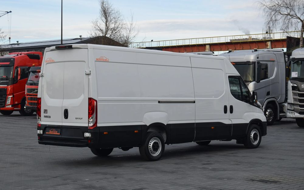 Iveco DAILY MAXI 35S14 / 2.3 - 140 KM / AUTOMAT HI-MATIC / NOWY MODEL / 3 OSOBY / DOSTAWCZE / BLASZAK / KAMERA COFANIA / TEMPOMAT / KLIMA / 2022 / SERWISOWANY / SPROWADZONY Z NIEMIEC - فان: صور 5 Iveco DAILY MAXI 35S14 / 2.3 - 140 KM / AUTOMAT HI-MATIC / NOWY MODEL / 3 OSOBY / DOSTAWCZE / BLASZAK / KAMERA COFANIA / TEMPOMAT / KLIMA / 2022 / SERWISOWANY / SPROWADZONY Z NIEMIEC - فان: صور 5