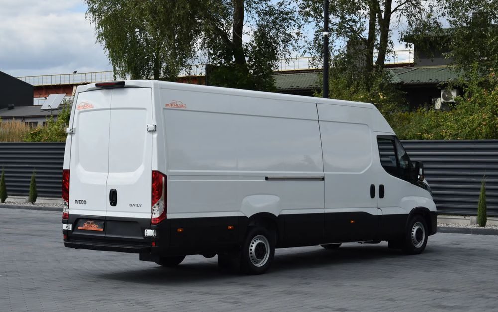 Iveco DAILY MAXI 35S16 / 2.3 - 160 KM / AUTOMAT HI-MATIC / NOWY MODEL / 3 OSOBY / DOSTAWCZE / BLASZAK / KLIMA / 2023 / SERWISOWANY / SPROWADZONY Z NIEMIEC - فان: صور 5 Iveco DAILY MAXI 35S16 / 2.3 - 160 KM / AUTOMAT HI-MATIC / NOWY MODEL / 3 OSOBY / DOSTAWCZE / BLASZAK / KLIMA / 2023 / SERWISOWANY / SPROWADZONY Z NIEMIEC - فان: صور 5